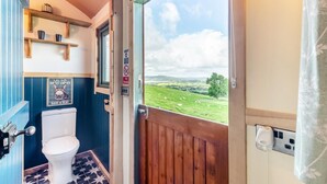 Towels - 1 Bed in Keswick (oc-f33118) (Underskiddaw)