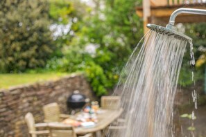 Outdoor dining - 3 Bed in Manaccan (oc-valpre) (Manaccan)