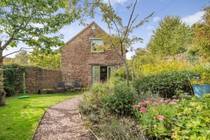 Exterior - 2 Bed in The Hendre (oc-h33314) (The Hendre)
