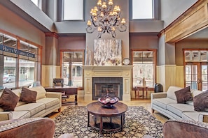 TV, fireplace - Incredible 1-Bedroom, 2 Full Bathroom ski-in/ski-out, Prime Location (Breckenridge)