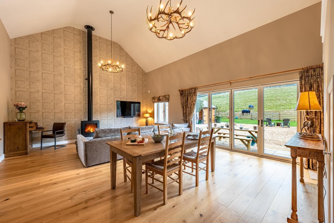 تلفزيون، مدفأة