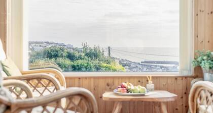 4 Bed in Mevagissey (oc-w32994)