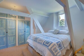 Iron/ironing board, free WiFi, bed sheets - 2 Bed in Blackawton (oc-bc96) (Blackawton)