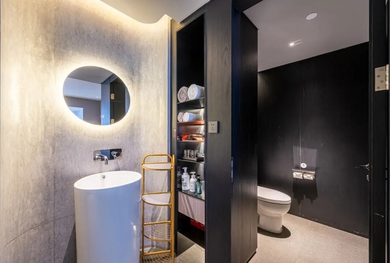 Family Double Room | Bathroom | Free toiletries, hair dryer, slippers, towels