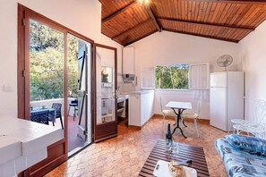 Interior - Villa "RoccaPina " 35m² - 2/4 pers, Rondinara, Bonifacio (Bonifacio)