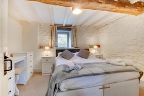 Iron/ironing board, free WiFi, bed sheets - 1 Bed in Totnes (oc-bcbove) (Broadhempston)
