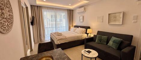 Superior Studio Suite, Balcony