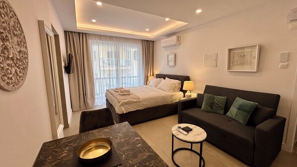 Superior Studio Suite, Balcony | Laptop workspace, blackout curtains, iron/ironing board, free WiFi - White Arches Studio Suite by TrulyCyprus (Agios Tychonas)