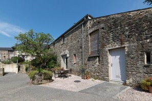 Exterior - 2 Bed in Totnes (oc-bcteig) (Broadhempston)
