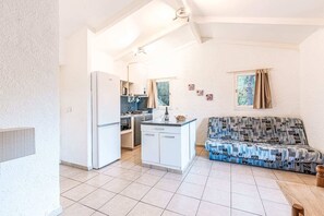 Living area - Villa "Rondinara" 65m² - 2/7 pers, Rondinara, Bonifacio (Bonifacio)