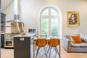 Interior - 2 Bed in Langham (oc-l33117) (Langham)