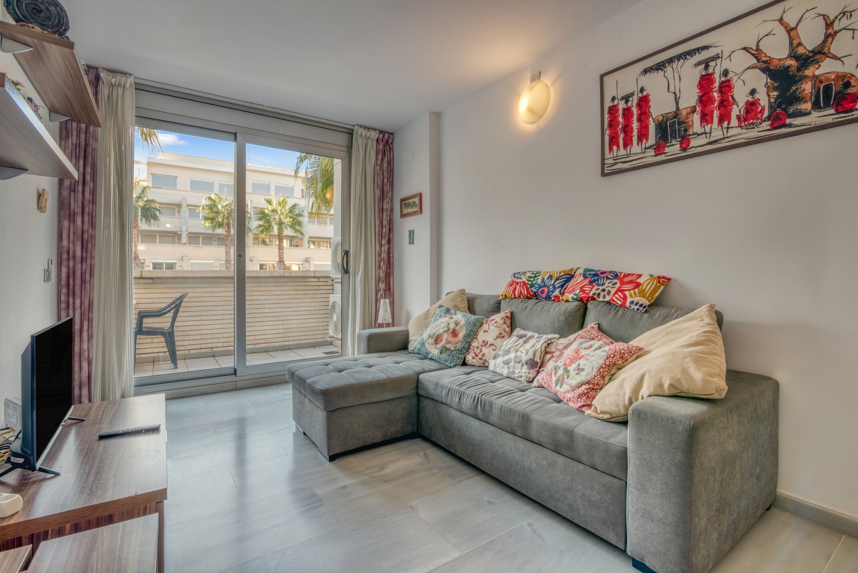 Fernseher, Tischtennisplatte