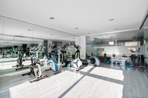 Fitness facility - Apartment 'Elegance Denia 21' with Shared Pool, Wi-Fi and Air Conditioning (Denia)