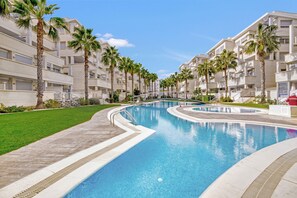 Pool - Apartment 'Elegance Denia 4' with Shared Pool, Wi-Fi and Air Conditioning (Denia)