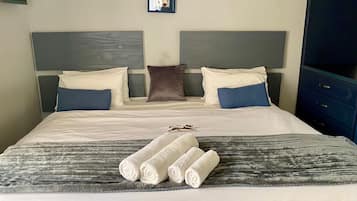 Internet, bed sheets