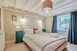 Iron/ironing board, free WiFi, bed sheets - 4 Bed in Ellonby (oc-y33284) (Ellonby)
