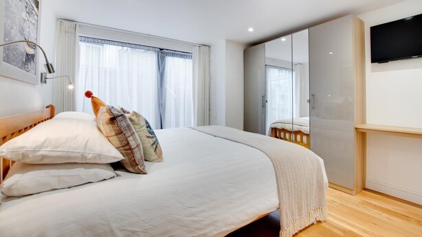 2 Schlafzimmer, Bügeleisen/Bügelbrett, kostenloses WLAN, Bettwäsche