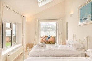 3 bedrooms, iron/ironing board, free WiFi, bed sheets - 3 Bed in Dartmouth (oc-b33359) (Dartmouth)