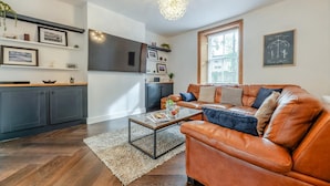 Unclassified image, 5 of 24, button - 4 Bed in Alnwick (oc-g33514) (Alnwick)