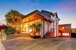 Exterior - 5 Bed in Shanklin (oc-s33401) (Shanklin)