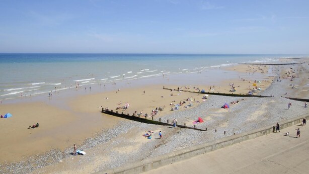 Beach - 1 Bed in Northrepps (oc-1736) (Northrepps)