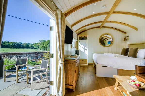 Wifi gratis y ropa de cama