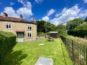 Exterior - 3 Bed in Pickering (oc-y035) (Newbridge)