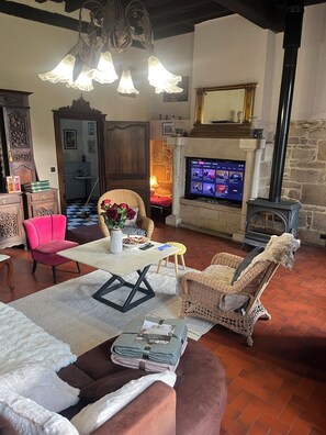 Interior - Château à la campagne (Languédias)