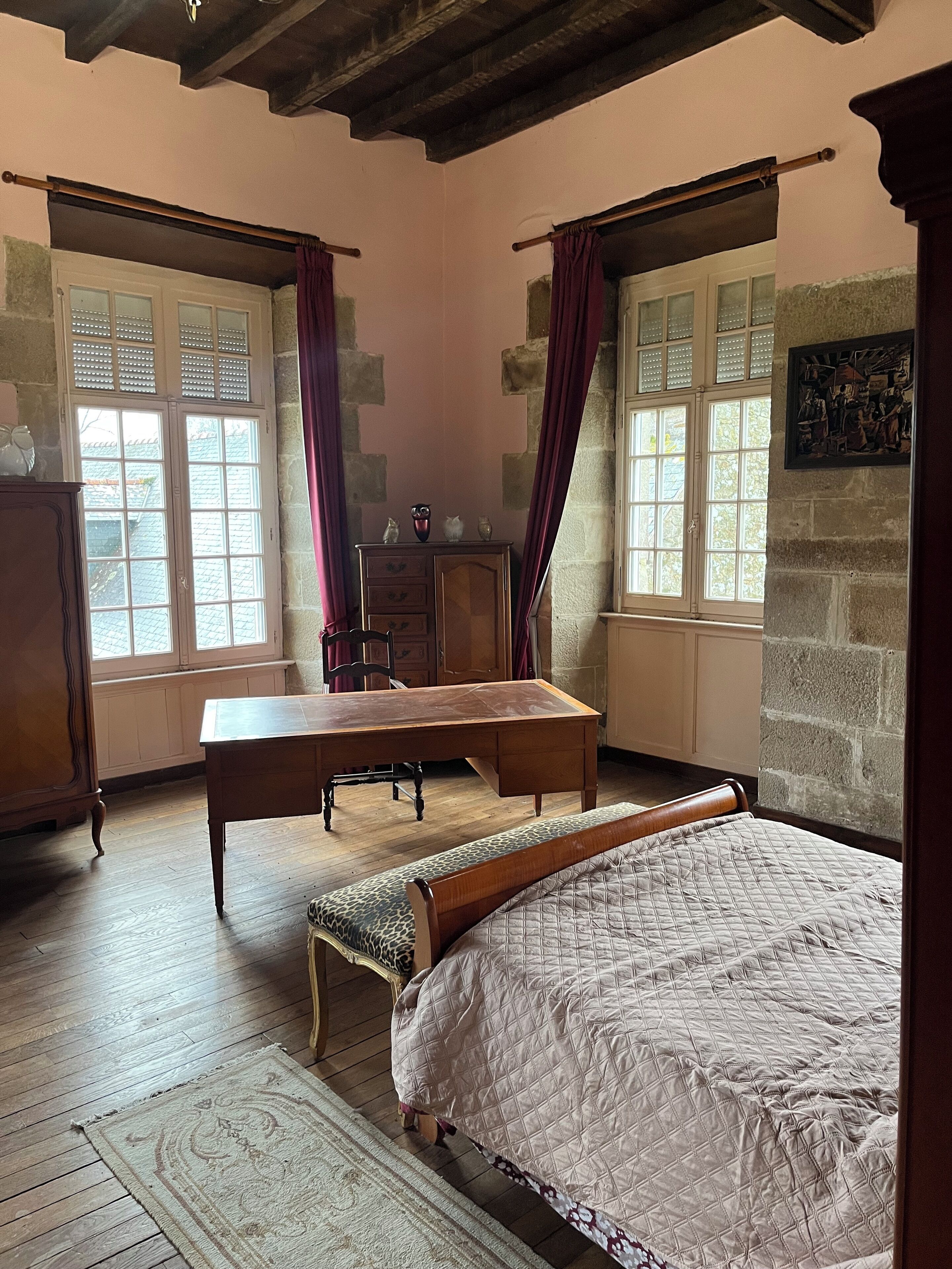 4 habitaciones y ropa de cama 