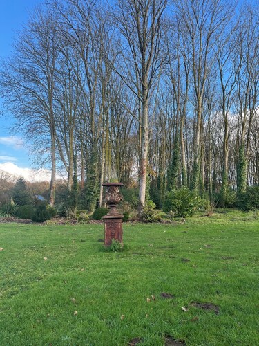 Château à la campagne