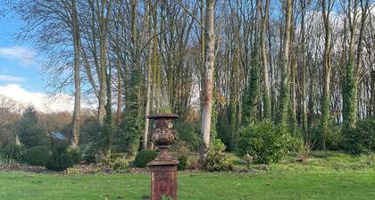 ChĂąteau Ă la campagne