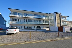 Exterior - 1 Bed in Saundersfoot (oc-pw9243) (Saundersfoot)