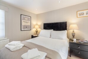 Iron/ironing board, free WiFi, bed sheets - 1 Bed in Woodbridge (oc-11ang) (Woodbridge)