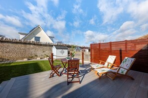 Outdoor dining - 2 Bed in Swanage (oc-wy606) (Swanage)
