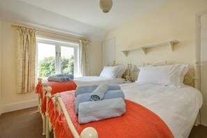 3 bedrooms, iron/ironing board, free WiFi, bed sheets - 3 Bed in Hickling (oc-1760) (Hickling)