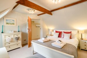 Iron/ironing board, travel cot, free WiFi, bed sheets - 2 Bed in Snape (oc-wico) (Snape)