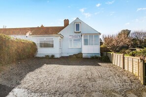 Exterior - 4 Bed in Overstrand (oc-1780) (Overstrand)