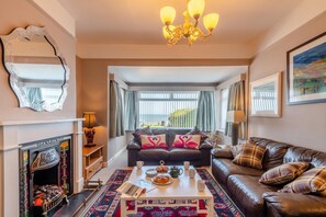TV - 4 Bed in Overstrand (oc-1780) (Overstrand)