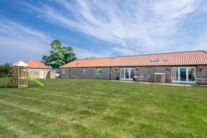 Exterior - 3 Bed in nr Beadnell (oc-cr1279) (Beadnell)