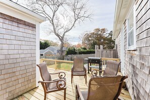 Terrace/patio - Sanderling Cottage Yarmouthport (Yarmouth)