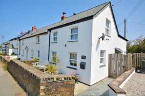 Exterior - 2 Bed in St. Merryn (oc-p00607) (Saint Merryn)