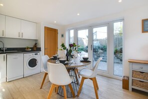 Dining - 2 Bed in St. Merryn (oc-p00607) (Saint Merryn)