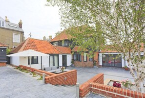 Exterior - 4 Bed in Southwold (oc-cast) (Southwold)