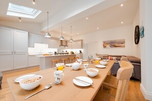 Dining - 3 Bed in Cromer (oc-2241) (Cromer)