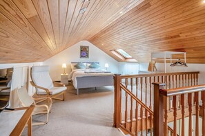 5 bedrooms, iron/ironing board, travel crib, free WiFi - 5 Bed in Oxwich (oc-g31916) (Oxwich)