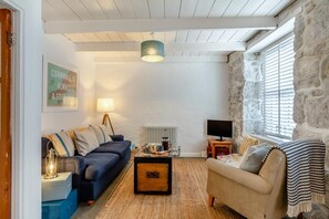 Tv och eldstad
