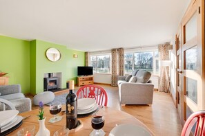 Dining - 2 Bed in Tregaron (oc-bow298) (Tregaron)