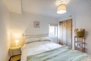 2 bedrooms, iron/ironing board, free WiFi, bed sheets - 2 Bed in Beccles (oc-d33611) (Beccles)