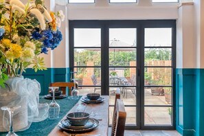 Dining - 3 Bed in Wrangle (oc-b33418) (Old Leake)