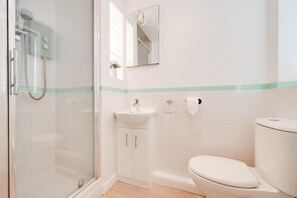 Hair dryer, towels - 1 Bed in Langland (oc-hh1423) (Newton)